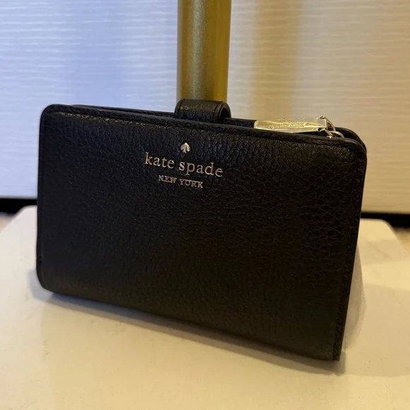 Kate Spade Black Leather Wallet Pockets/Zipper/Snap - Picture 1 of 6